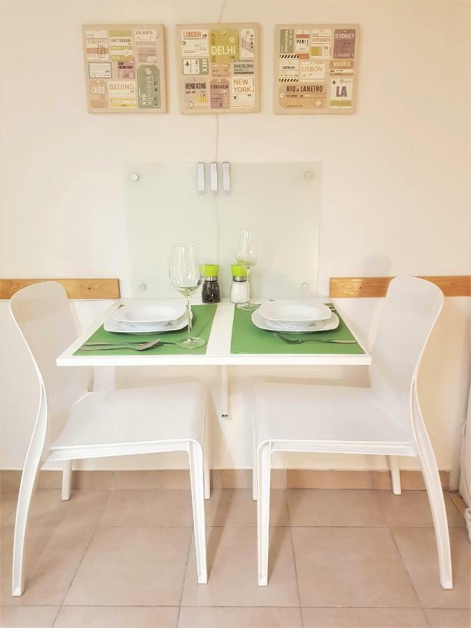 Cozy Studio With Parking Near City Center Praga Zewnętrze zdjęcie