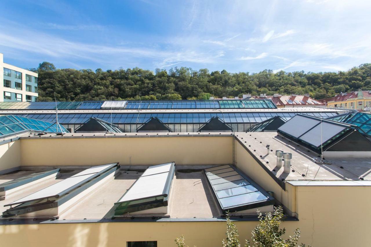 Cozy Studio With Parking Near City Center Praga Zewnętrze zdjęcie